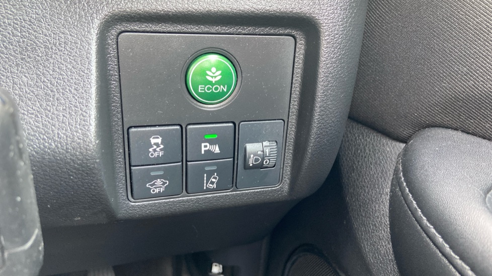 Honda HR-V 1.5 i-VTEC SE Navi 5dr Petrol Hatchback - Image 25