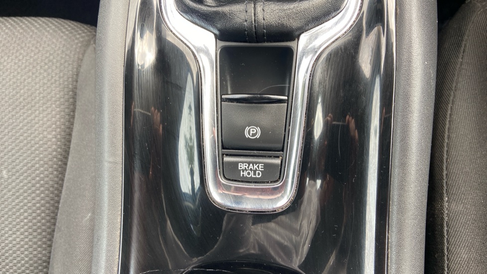 Honda HR-V 1.5 i-VTEC SE Navi 5dr Petrol Hatchback - Image 32