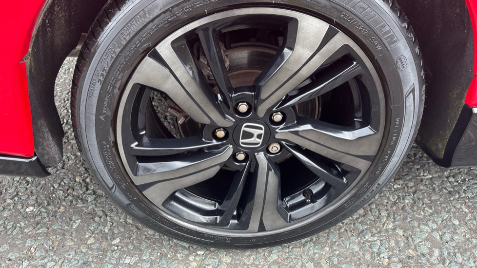 Honda Civic 1.5 VTEC Turbo Sport 5dr CVT Petrol Hatchback - Image 27