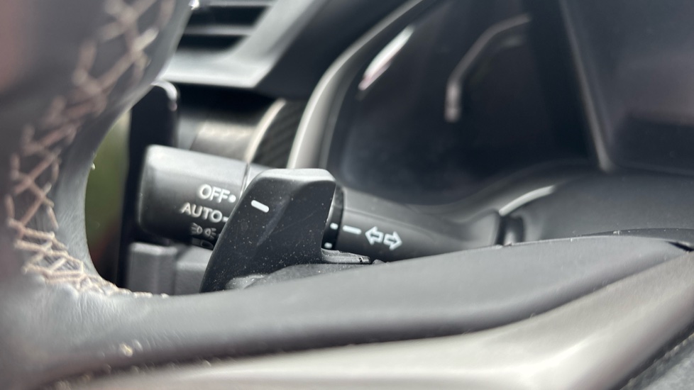 Honda Civic 1.5 VTEC Turbo Sport 5dr CVT Petrol Hatchback - Image 37