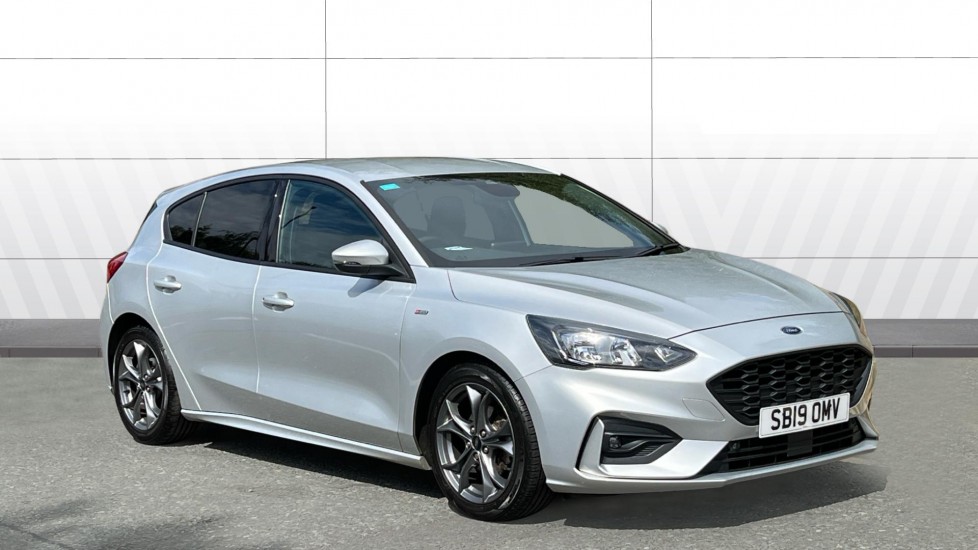 Ford Focus 1.0 EcoBoost 125 ST-Line 5dr Petrol Hatchback - Image 1