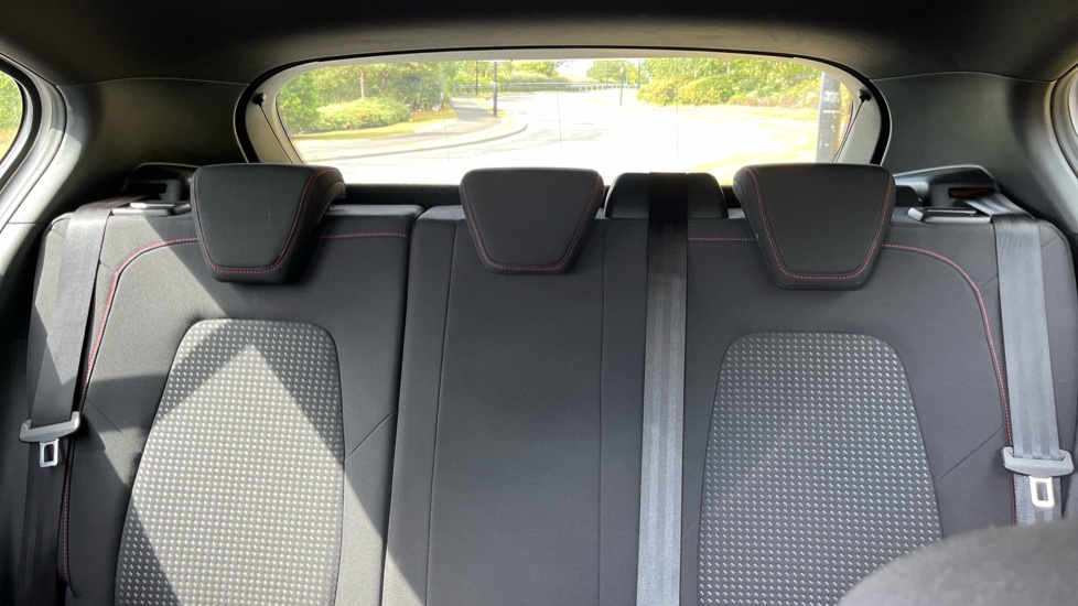 Ford Focus 1.0 EcoBoost 125 ST-Line 5dr Petrol Hatchback - Image 15