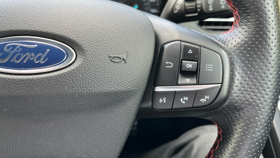 Ford Focus 1.0 EcoBoost 125 ST-Line 5dr Petrol Hatchback - Image 28