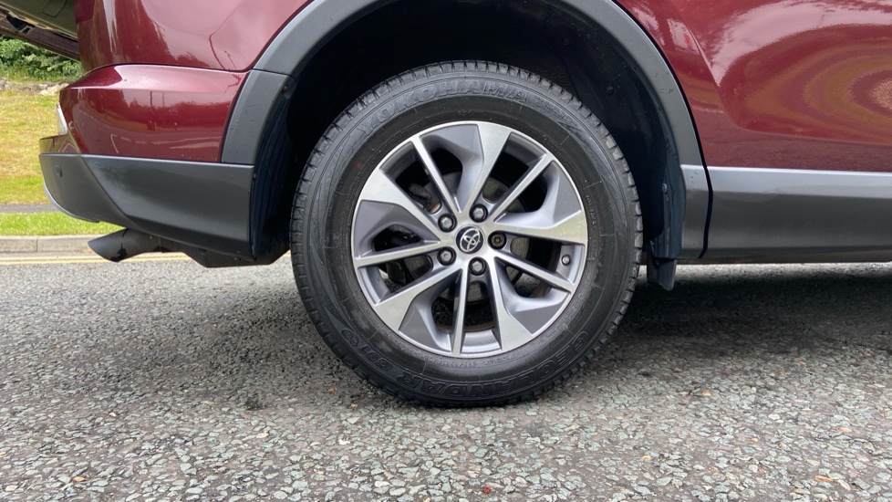 Toyota RAV4 2.5 VVT-i Hybrid Business Ed Plus TSS 5dr CVT 2WD Hybrid Estate - Image 7