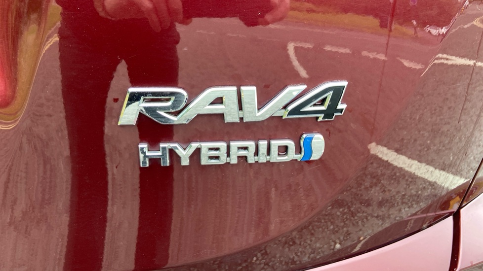 Toyota RAV4 2.5 VVT-i Hybrid Business Ed Plus TSS 5dr CVT 2WD Hybrid Estate - Image 27