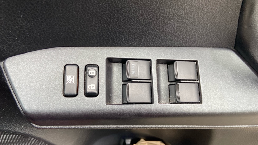 Toyota RAV4 2.5 VVT-i Hybrid Business Ed Plus TSS 5dr CVT 2WD Hybrid Estate - Image 30