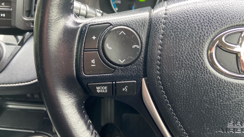 Toyota RAV4 2.5 VVT-i Hybrid Business Ed Plus TSS 5dr CVT 2WD Hybrid Estate - Image 32