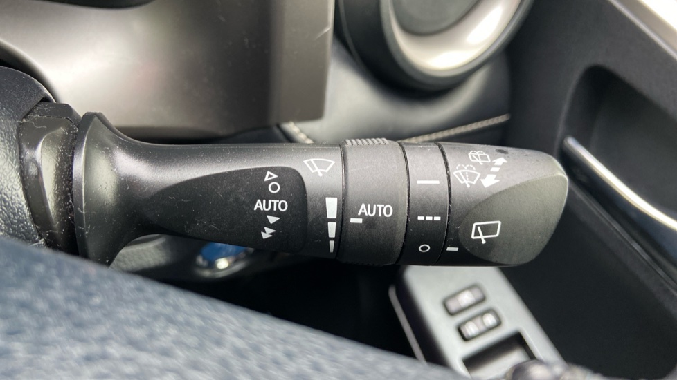 Toyota RAV4 2.5 VVT-i Hybrid Business Ed Plus TSS 5dr CVT 2WD Hybrid Estate - Image 34