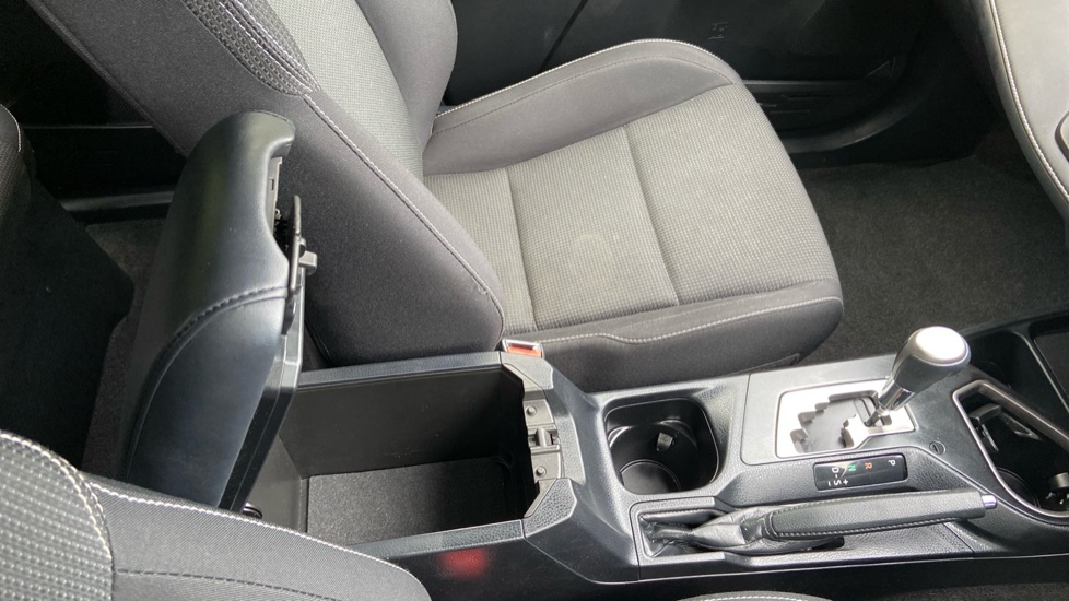 Toyota RAV4 2.5 VVT-i Hybrid Business Ed Plus TSS 5dr CVT 2WD Hybrid Estate - Image 43