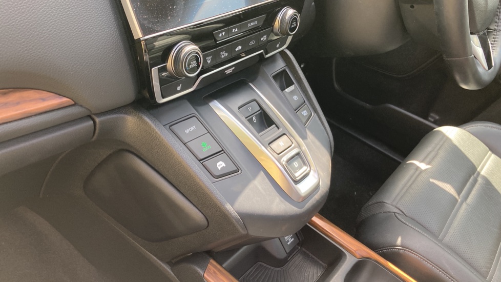 Honda CR-V 2.0 i-MMD Hybrid EX 5dr eCVT Hybrid Estate - Image 13
