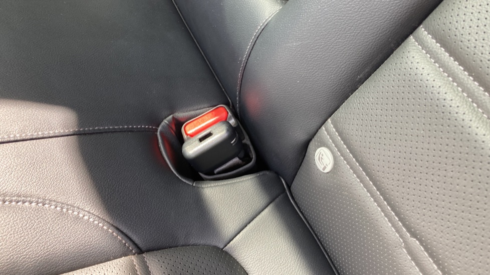 Honda CR-V 2.0 i-MMD Hybrid EX 5dr eCVT Hybrid Estate - Image 17