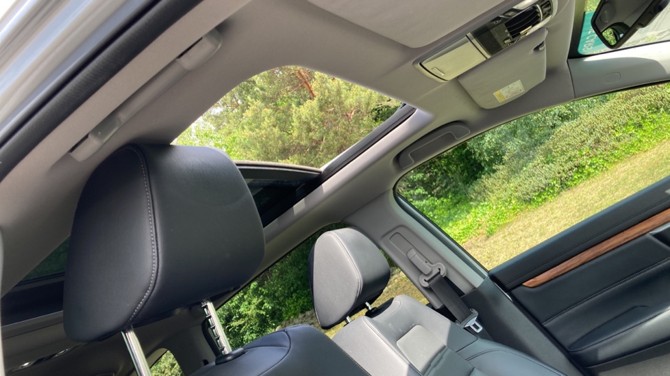 Honda CR-V 2.0 i-MMD Hybrid EX 5dr eCVT Hybrid Estate - Image 23