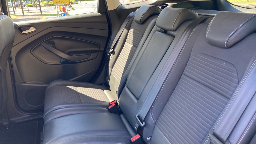Ford Kuga 2.0 TDCi Titanium 5dr 2WD Diesel Estate - Image 16