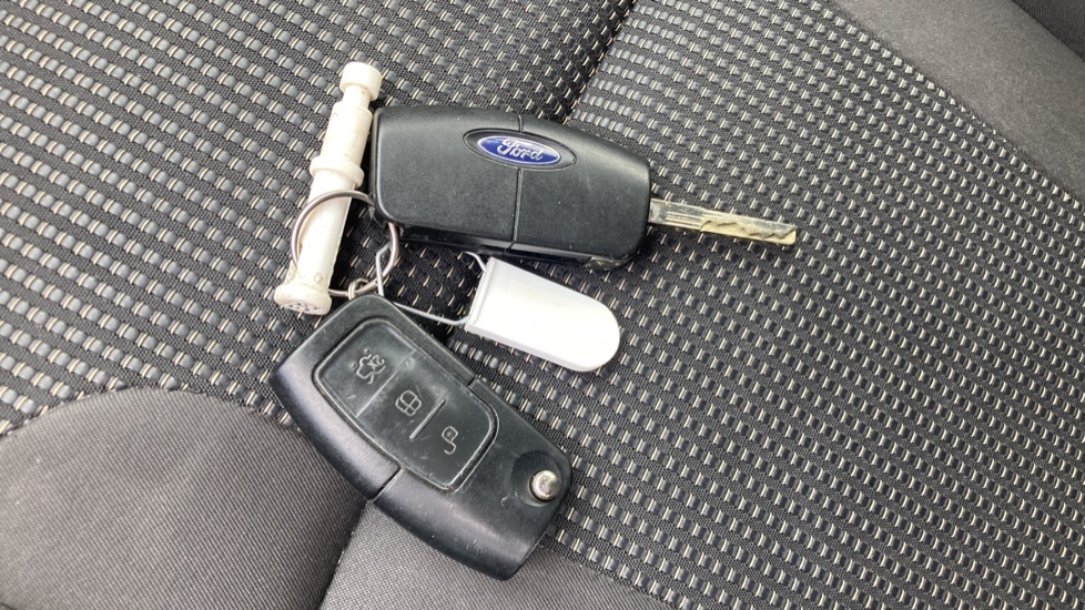 Ford Fiesta 1.0 EcoBoost 125 Titanium 5dr Petrol Hatchback - Image 20