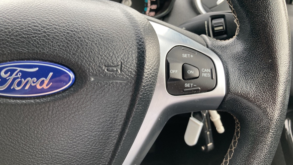 Ford Fiesta 1.0 EcoBoost 125 Titanium 5dr Petrol Hatchback - Image 29