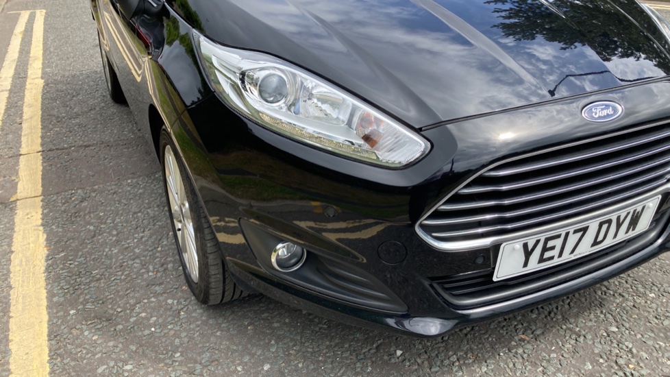 Ford Fiesta 1.0 EcoBoost 125 Titanium 5dr Petrol Hatchback - Image 38