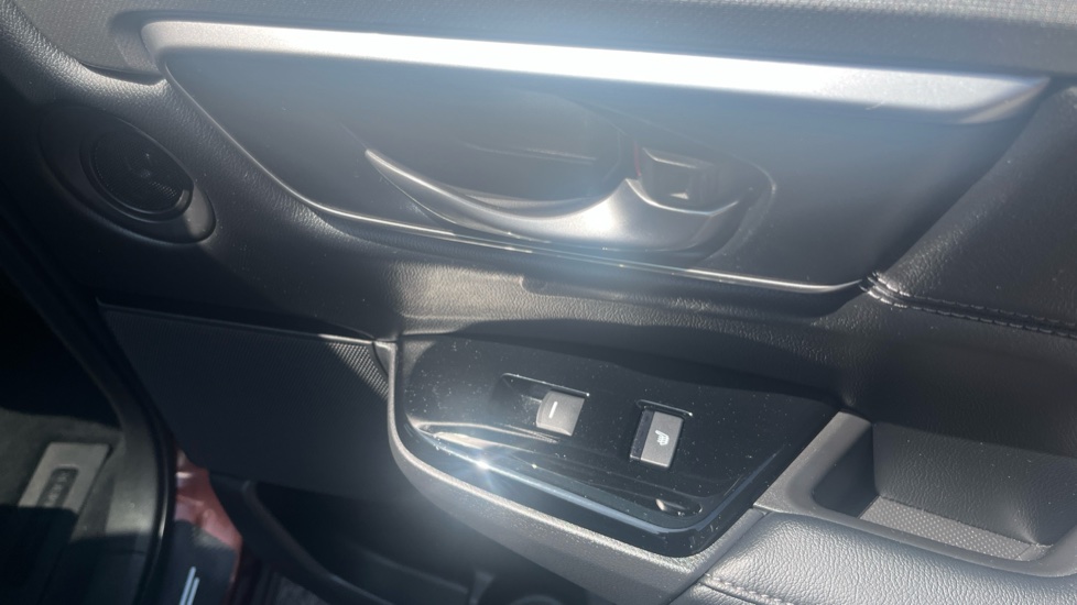 Honda CR-V 2.0 i-MMD Hybrid EX 5dr eCVT Hybrid Estate - Image 15