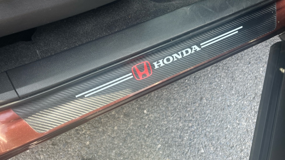 Honda CR-V 2.0 i-MMD Hybrid EX 5dr eCVT Hybrid Estate - Image 25