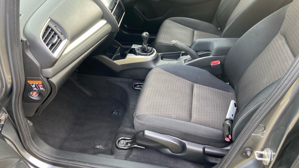 Honda Jazz 1.3 i-VTEC EX 5dr Petrol Hatchback - Image 29