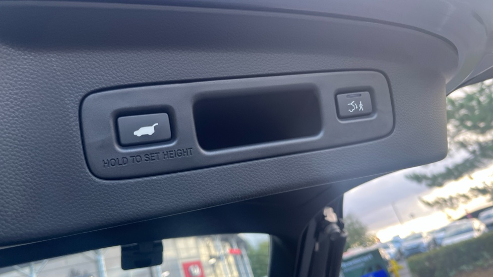 Honda HR-V 1.5 eHEV Advance 5dr CVT Hybrid Hatchback - Image 21