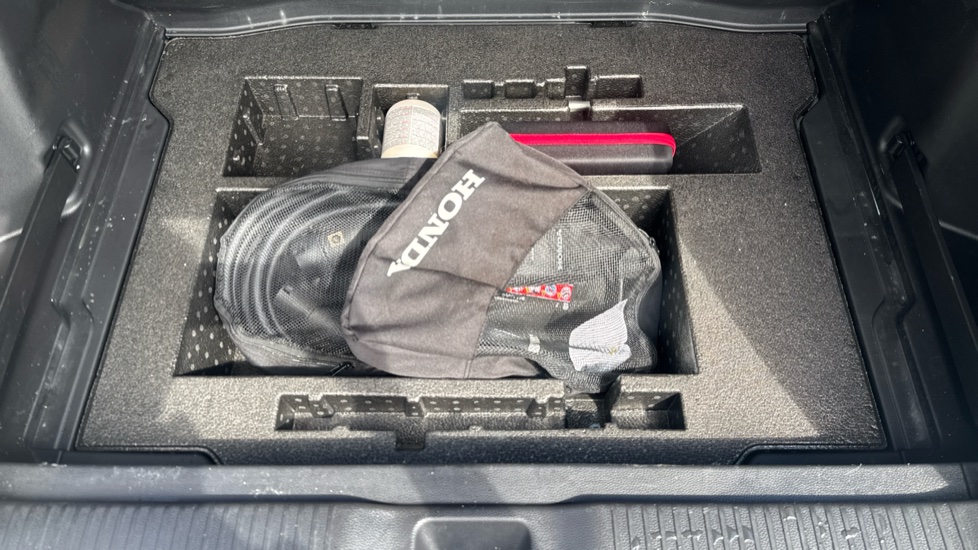 Honda E Ny1 150kW Elegance 69kWh 5dr Auto Electric Hatchback - Image 25