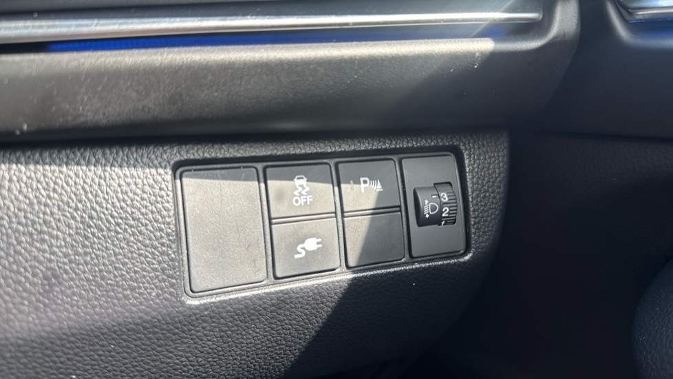 Honda E Ny1 150kW Elegance 69kWh 5dr Auto Electric Hatchback - Image 33