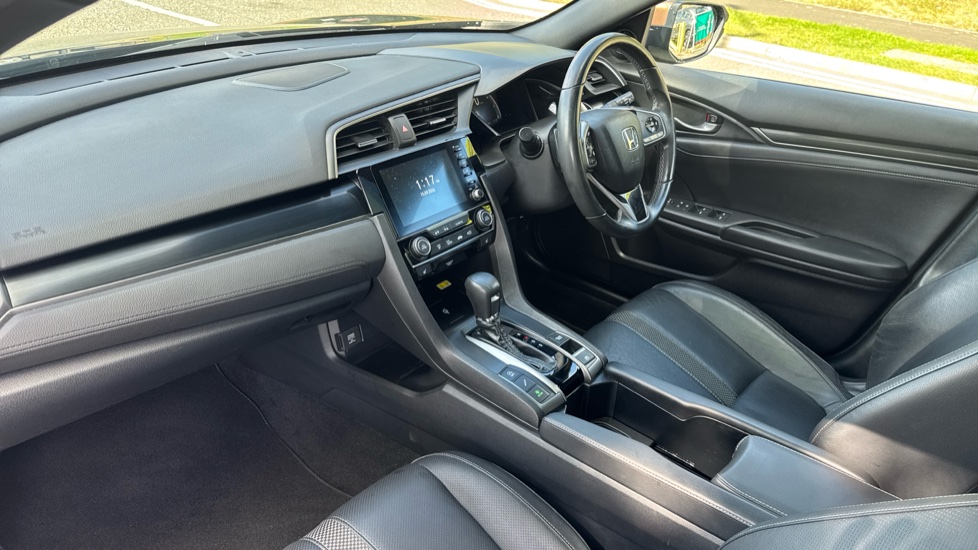 Honda Civic 1.0 VTEC Turbo 126 EX 5dr CVT Petrol Hatchback - Image 2