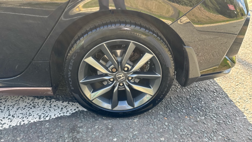 Honda Civic 1.0 VTEC Turbo 126 EX 5dr CVT Petrol Hatchback - Image 22