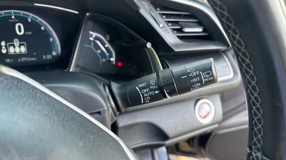 Honda Civic 1.0 VTEC Turbo 126 EX 5dr CVT Petrol Hatchback - Image 42