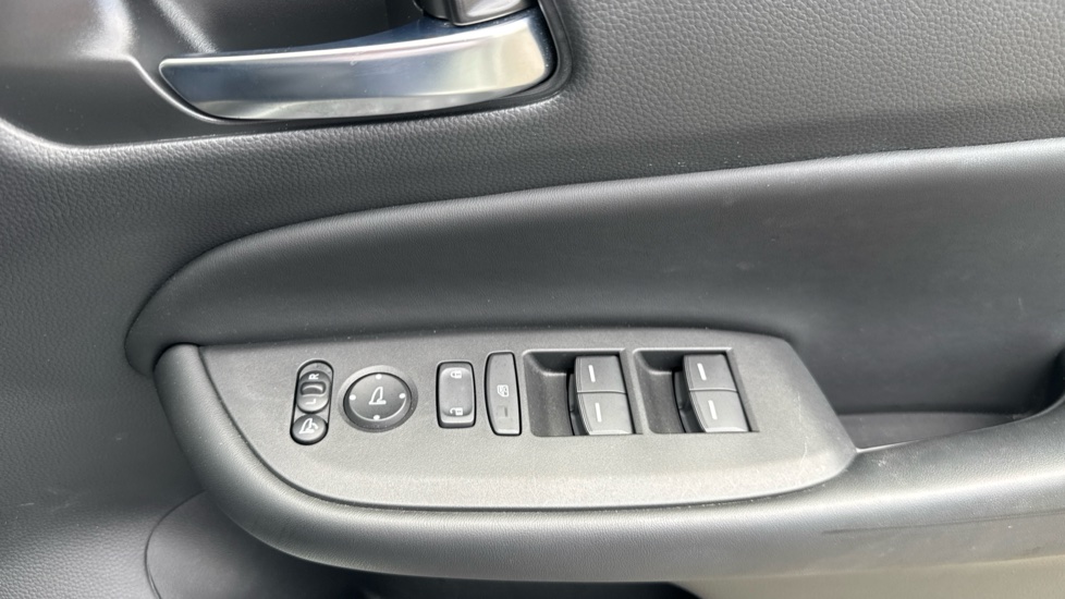 Honda Jazz 1.5 i-MMD Hybrid Advance 5dr eCVT Hybrid Hatchback - Image 33