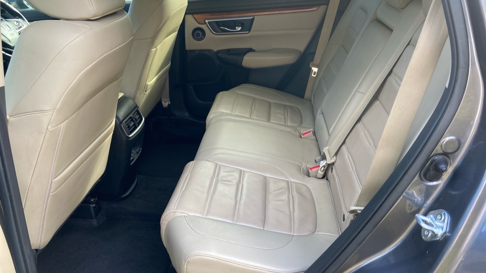 Honda CR-V 2.0 i-MMD Hybrid SR 5dr eCVT Hybrid Estate - Image 21
