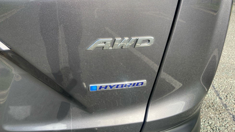 Honda CR-V 2.0 i-MMD Hybrid SR 5dr eCVT Hybrid Estate - Image 23