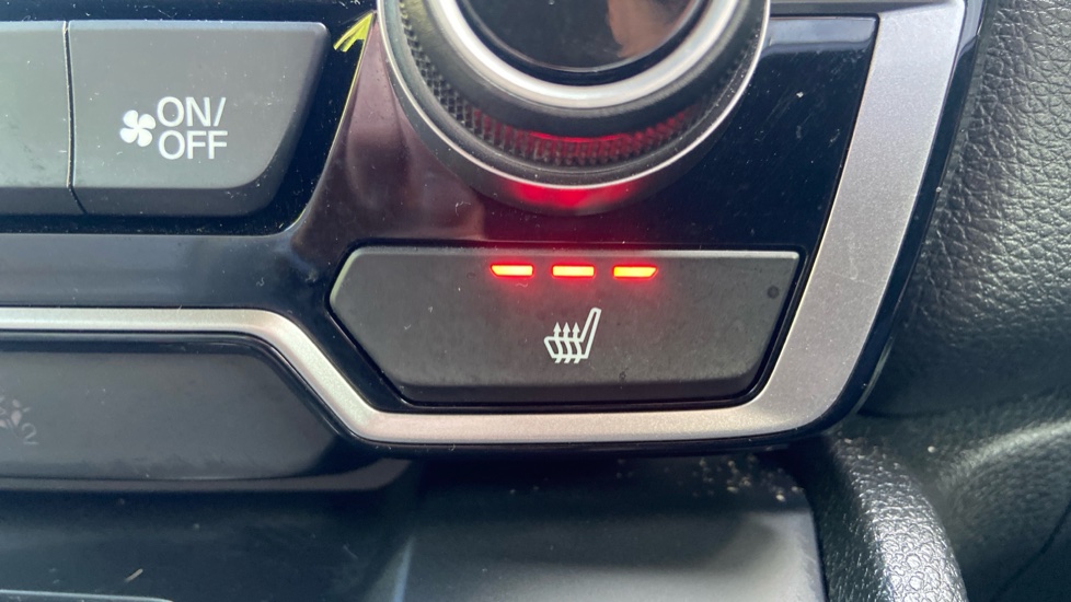 Honda CR-V 2.0 i-MMD Hybrid SR 5dr eCVT Hybrid Estate - Image 32