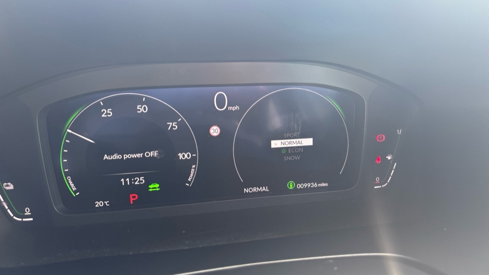 Honda CR-V 2.0 eHEV Advance 5dr eCVT Hybrid Estate - Image 19