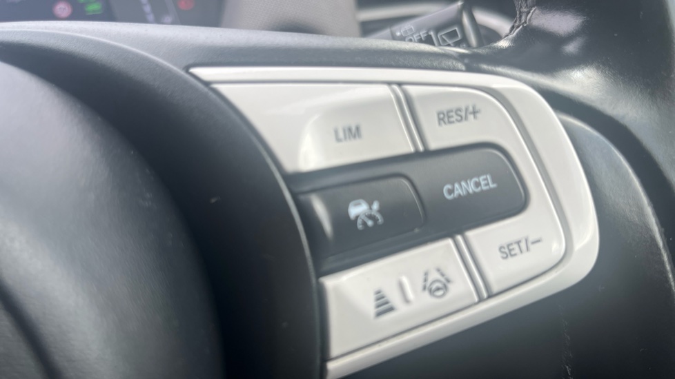 Honda Jazz 1.5 i-MMD Hybrid Crosstar EX 5dr eCVT Hybrid Hatchback - Image 24