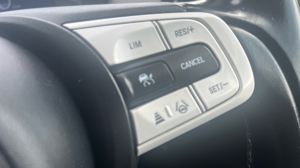 Honda Jazz 1.5 i-MMD Hybrid Crosstar EX 5dr eCVT Hybrid Hatchback - Image 39