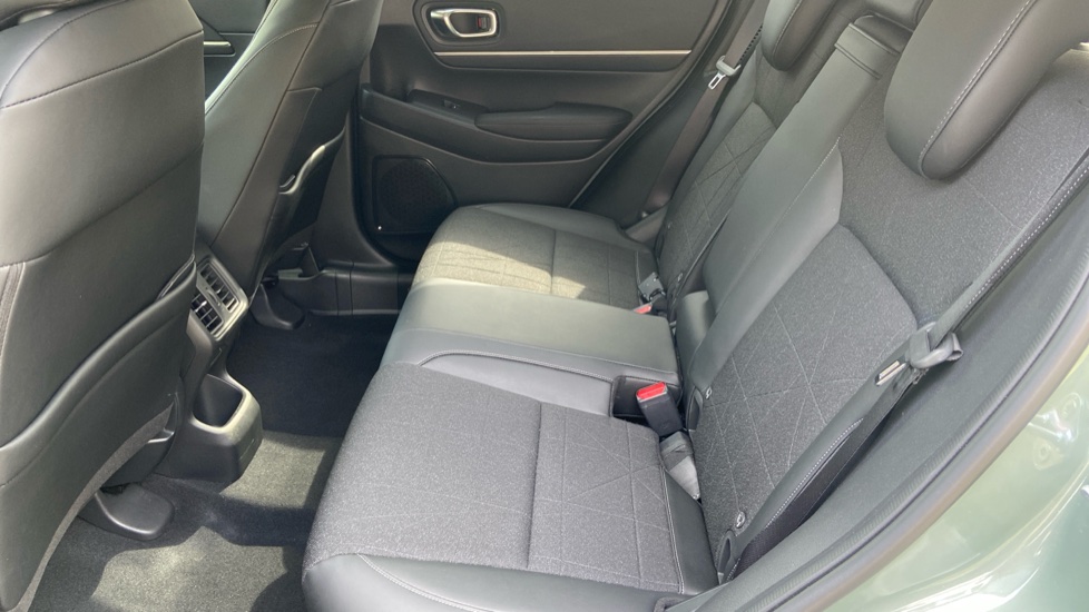 Honda HR-V 1.5 eHEV Advance 5dr CVT Hybrid Hatchback - Image 14