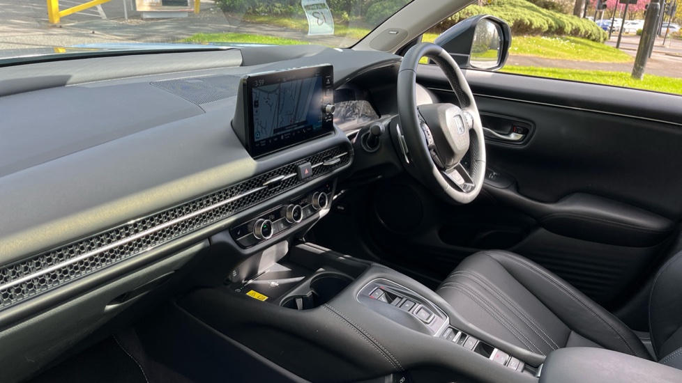 Honda Zr-V 2.0 eHEV Advance 5dr CVT Hybrid Estate - Image 2