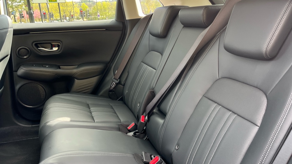 Honda Zr-V 2.0 eHEV Advance 5dr CVT Hybrid Estate - Image 8