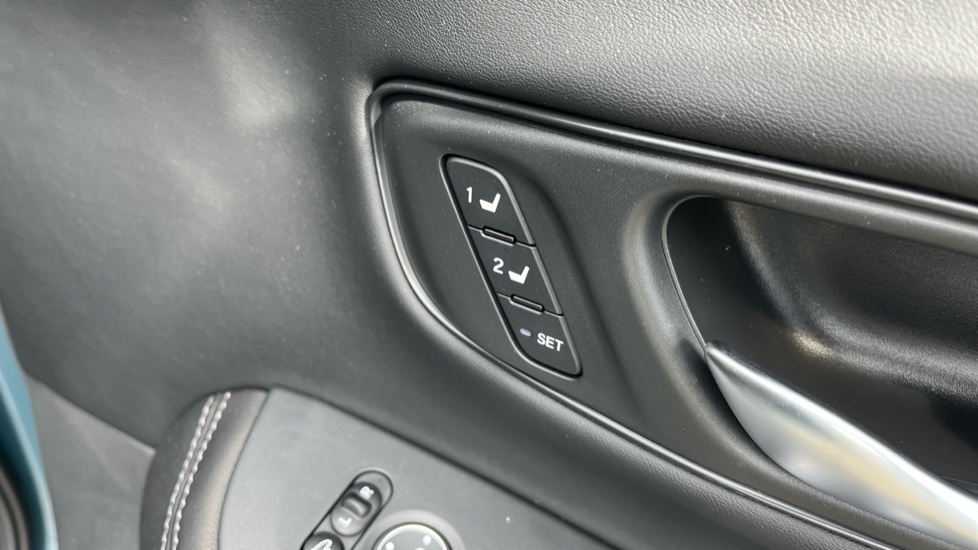 Honda Zr-V 2.0 eHEV Advance 5dr CVT Hybrid Estate - Image 17