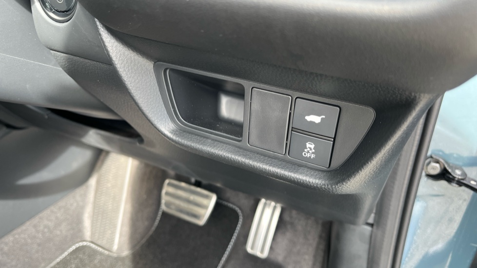 Honda Zr-V 2.0 eHEV Advance 5dr CVT Hybrid Estate - Image 18