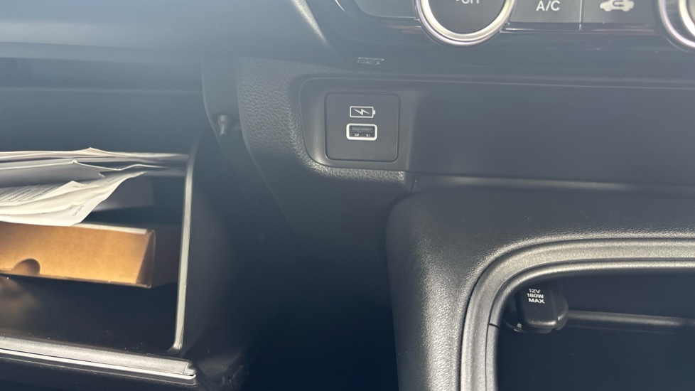 Honda HR-V 1.5 eHEV Elegance 5dr CVT Hybrid Hatchback - Image 33