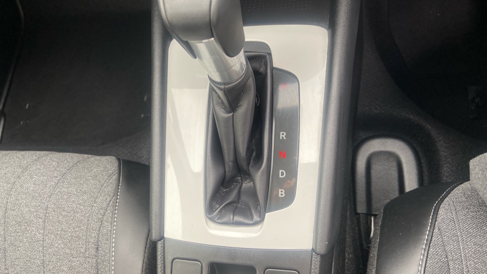 Honda Jazz 1.5 i-MMD Hybrid Advance 5dr eCVT Hybrid Hatchback - Image 37