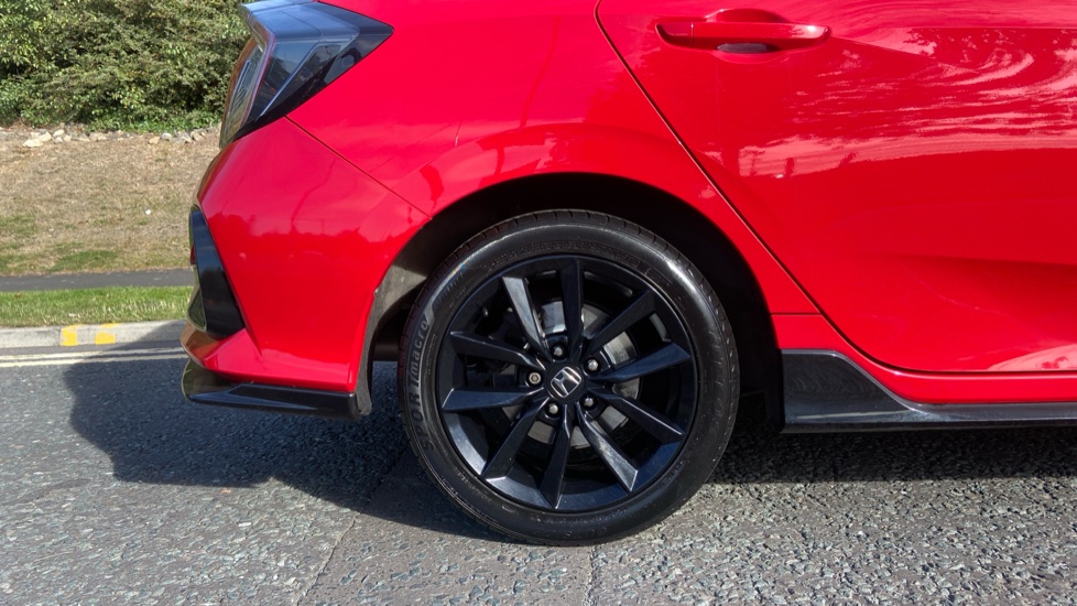 Honda Civic 1.5 VTEC Turbo Sport 5dr CVT Petrol Hatchback - Image 9