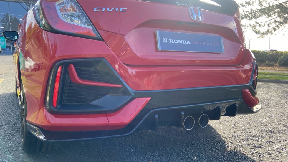 Honda Civic 1.5 VTEC Turbo Sport 5dr CVT Petrol Hatchback - Image 14
