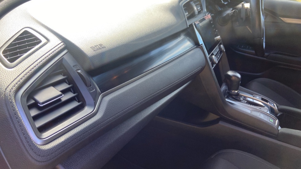 Honda Civic 1.5 VTEC Turbo Sport 5dr CVT Petrol Hatchback - Image 21