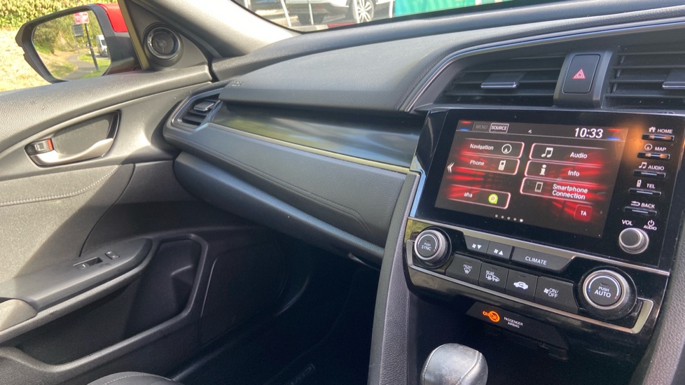 Honda Civic 1.5 VTEC Turbo Sport 5dr CVT Petrol Hatchback - Image 30