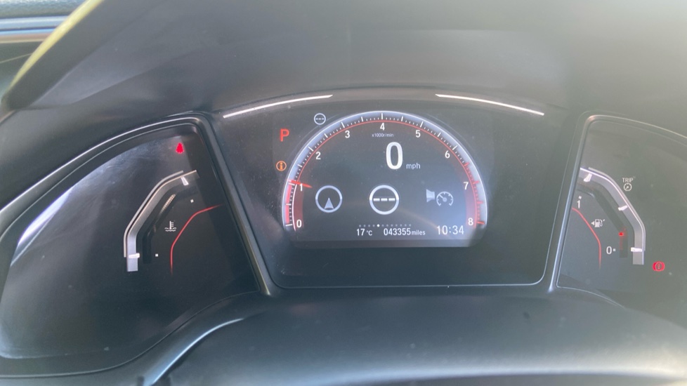 Honda Civic 1.5 VTEC Turbo Sport 5dr CVT Petrol Hatchback - Image 35