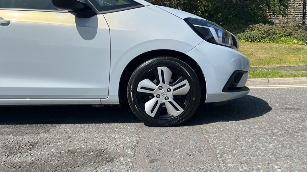 Honda Jazz 1.5 i-MMD Hybrid EX 5dr eCVT Hybrid Hatchback - Image 9