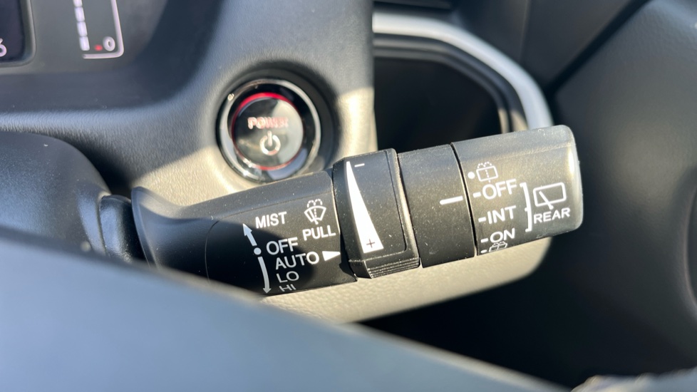 Honda Jazz 1.5 i-MMD Hybrid EX 5dr eCVT Hybrid Hatchback - Image 18